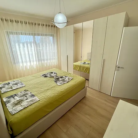New Bazaar Cozy Apartment 2 Dajti View Tirana Buitenkant foto