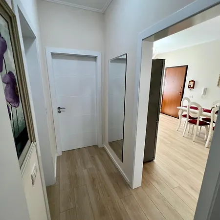New Bazaar Cozy Apartment 2 Dajti View Tirana Buitenkant foto
