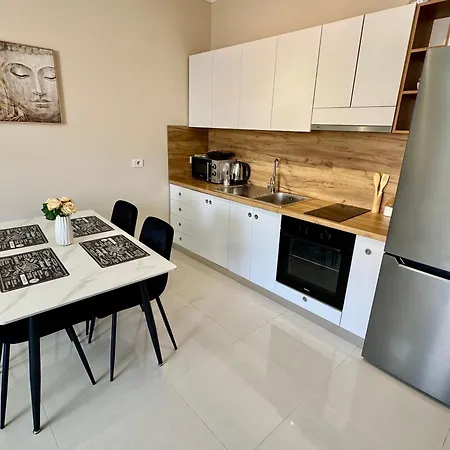 New Bazaar Cozy Apartment 2 Dajti View Tirana Buitenkant foto